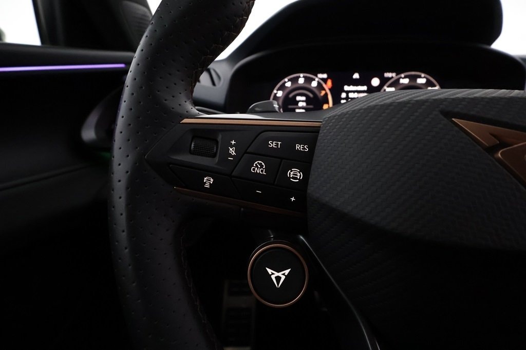 CUPRA Terramar 1.5 eTSI DSG sekvensiell, 7-trinn, 150hk, 2025