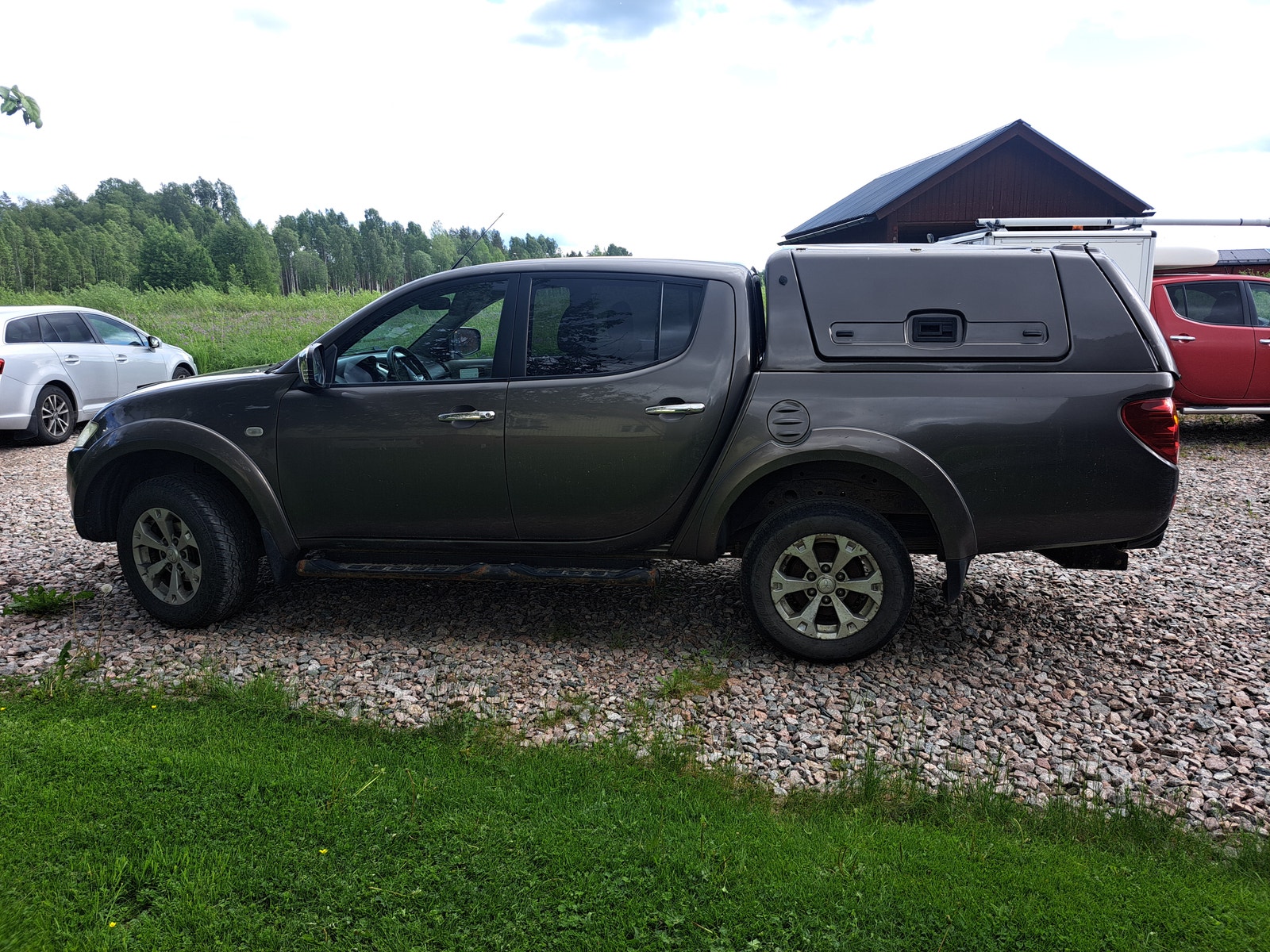Mitsubishi L200 Double Cab 2.5 4x4 Automatic, 5-trins, 178ps, 2011