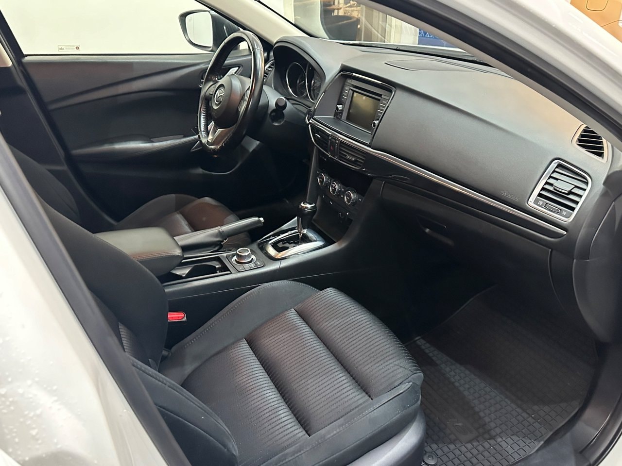 Mazda 6 Wagon 2.2 SKYACTIV-D Automatic, 6-trins, 150ps, 2013