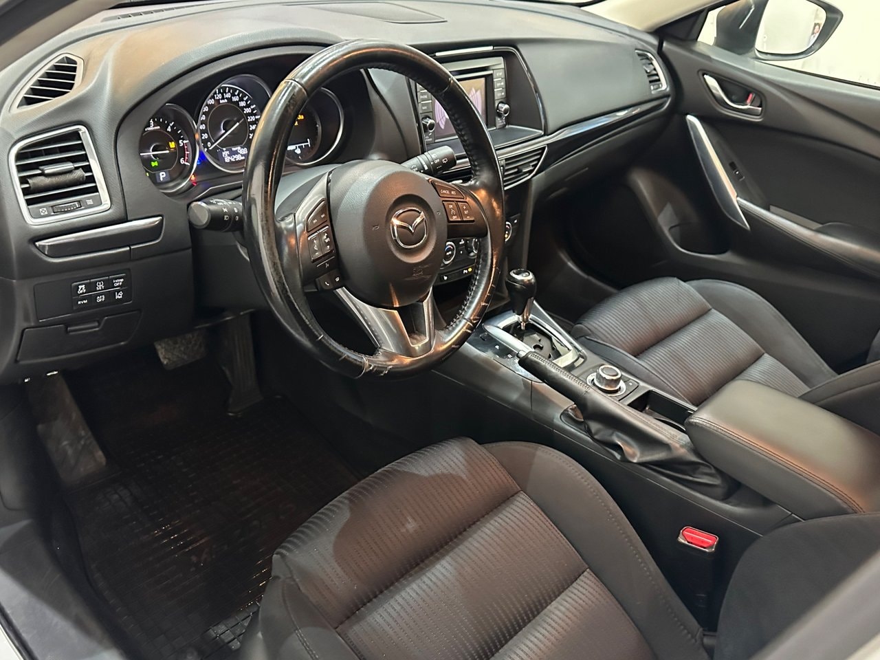 Mazda 6 Wagon 2.2 SKYACTIV-D Automatic, 6-trins, 150ps, 2013