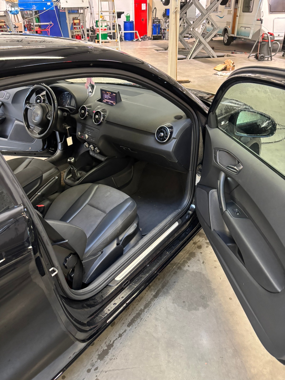 Audi A1 1.4 TFSI Manual, 6-trins, 122ps, 2012