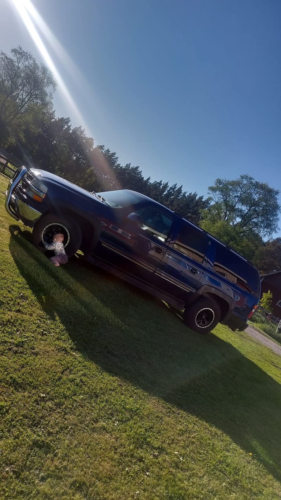 Chevrolet Suburban 1500 5.3 V8 4WD Hydra-Matic, 288hp, 2001
