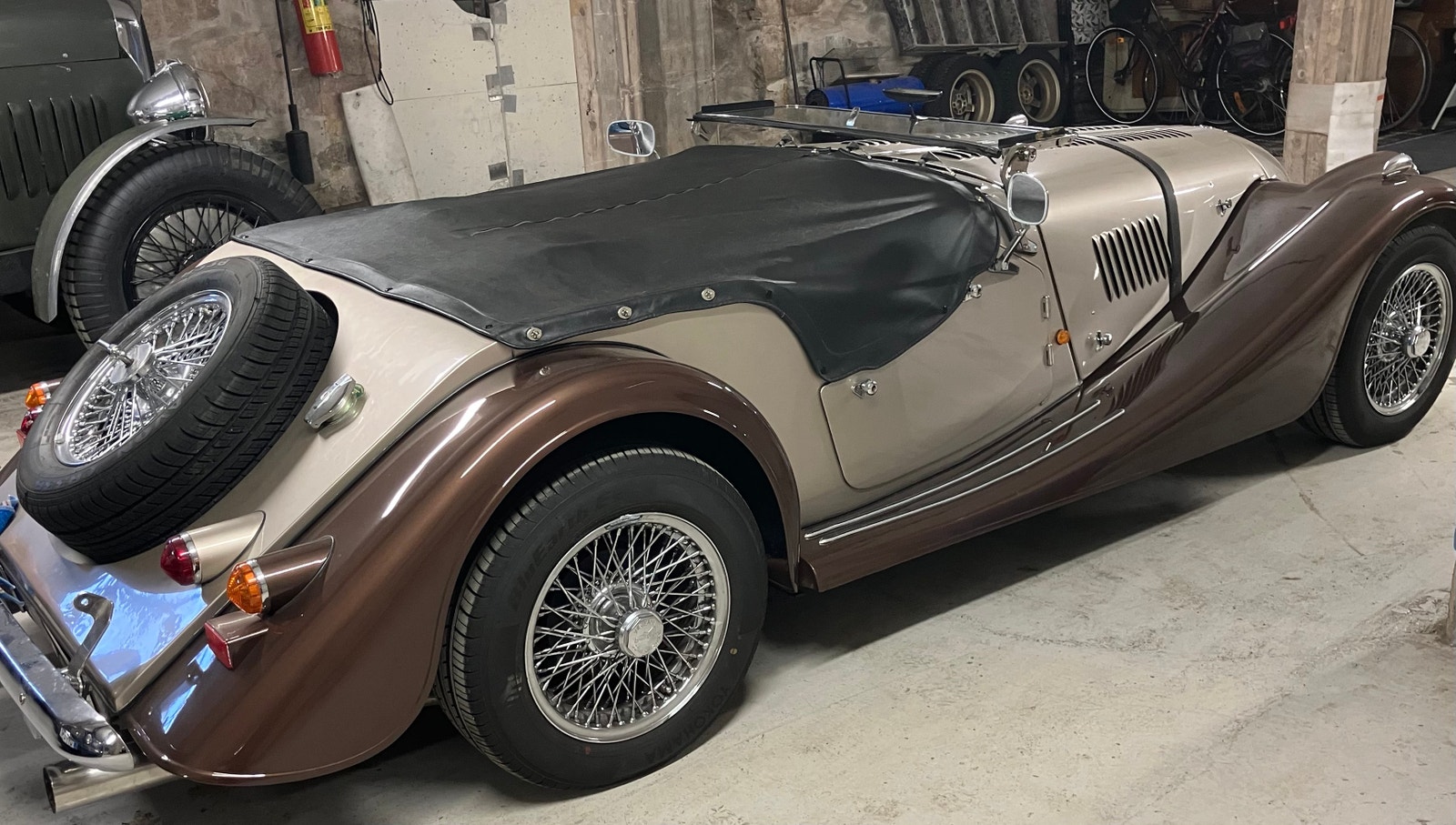 Morgan Plus 8 3.9 V8 Manuell, 5-trinn, 190hk, 1997