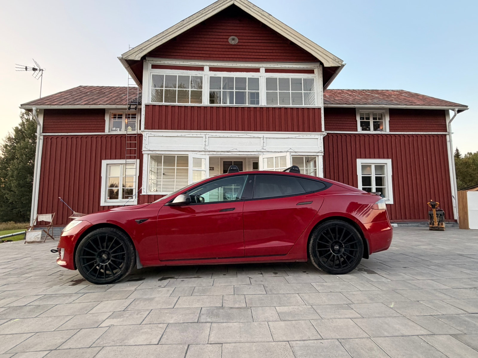 Tesla Model S 100D, 525ps, 2018