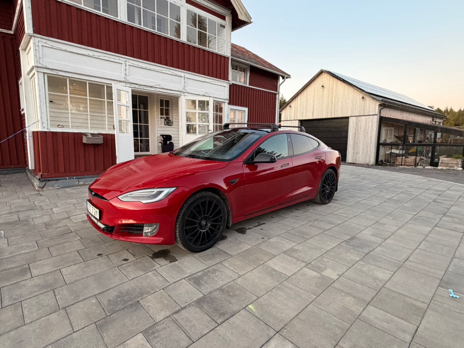 Tesla Model S 100D, 525ps, 2018