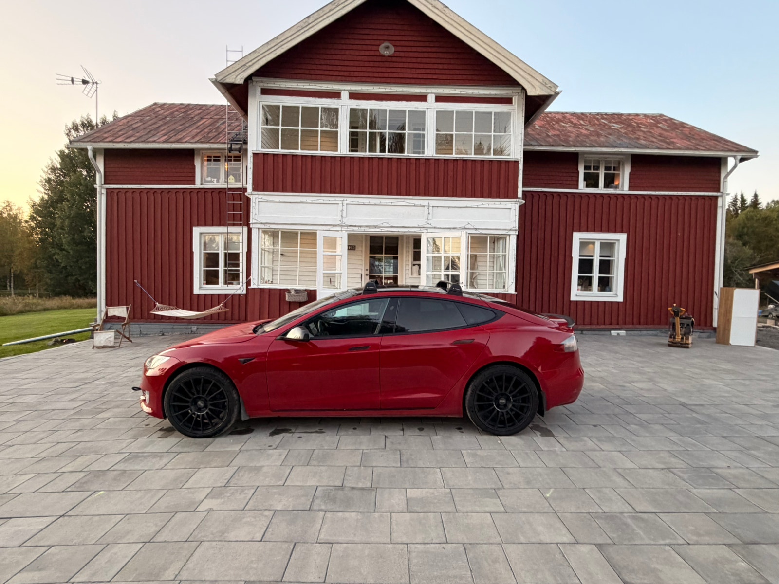Tesla Model S 100D, 525ps, 2018
