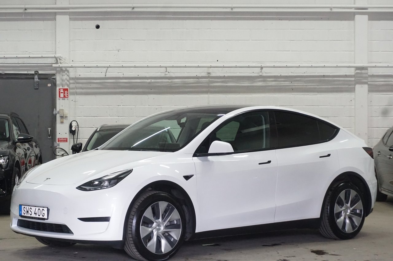 Tesla Model Y 299 hp