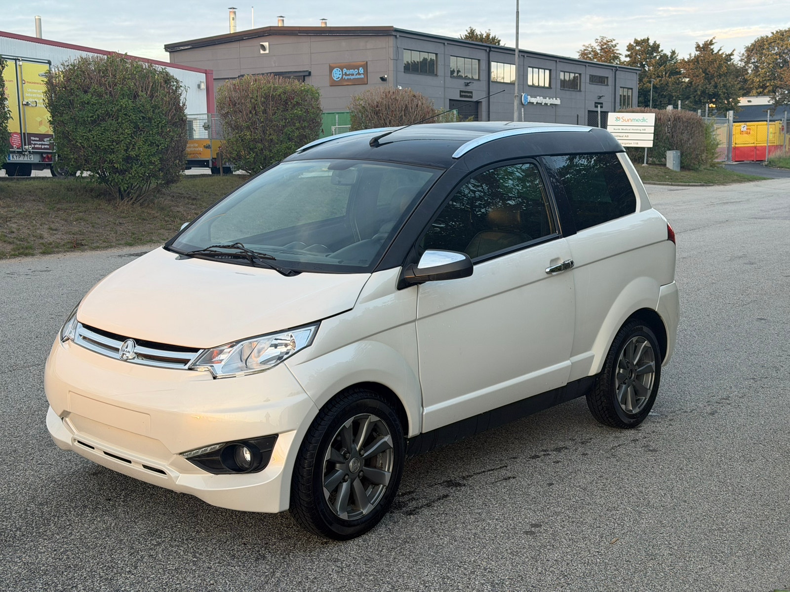 Aixam Crossover 0.4 CVT, 5hk, 2016