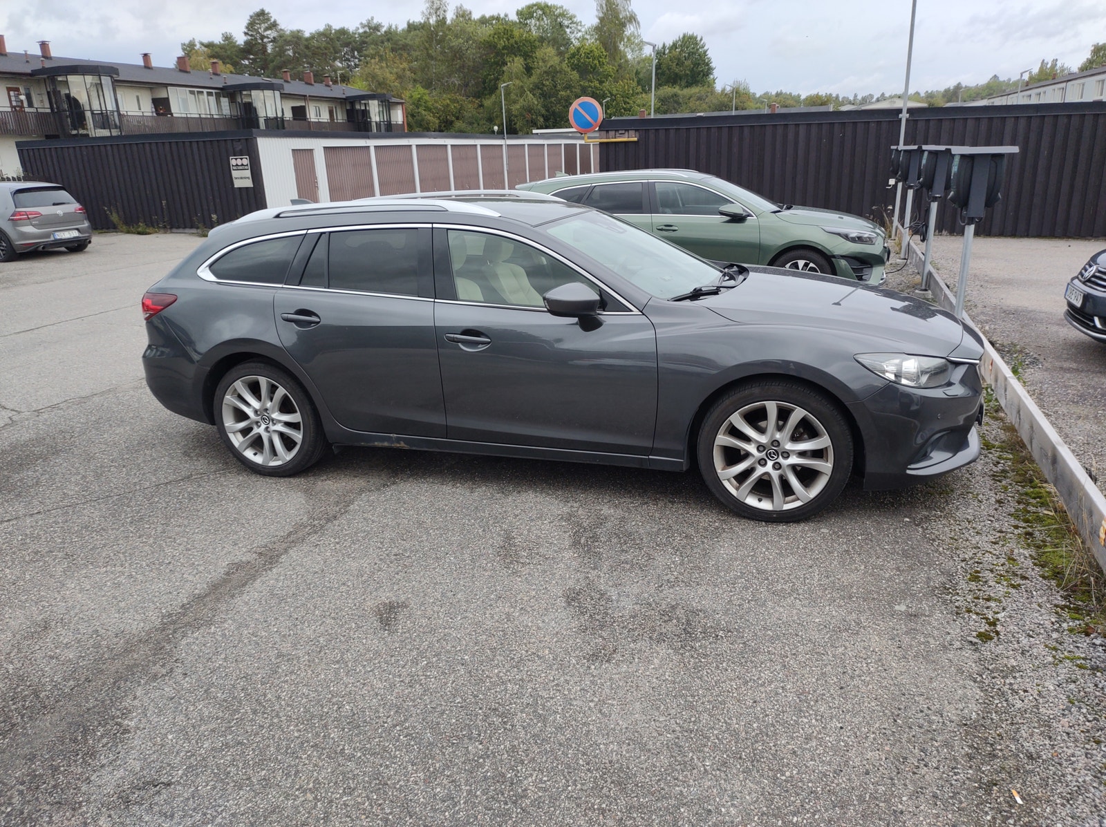 Mazda 6 Wagon 2.2 SKYACTIV-D Automatic, 6-trins, 175ps, 2014