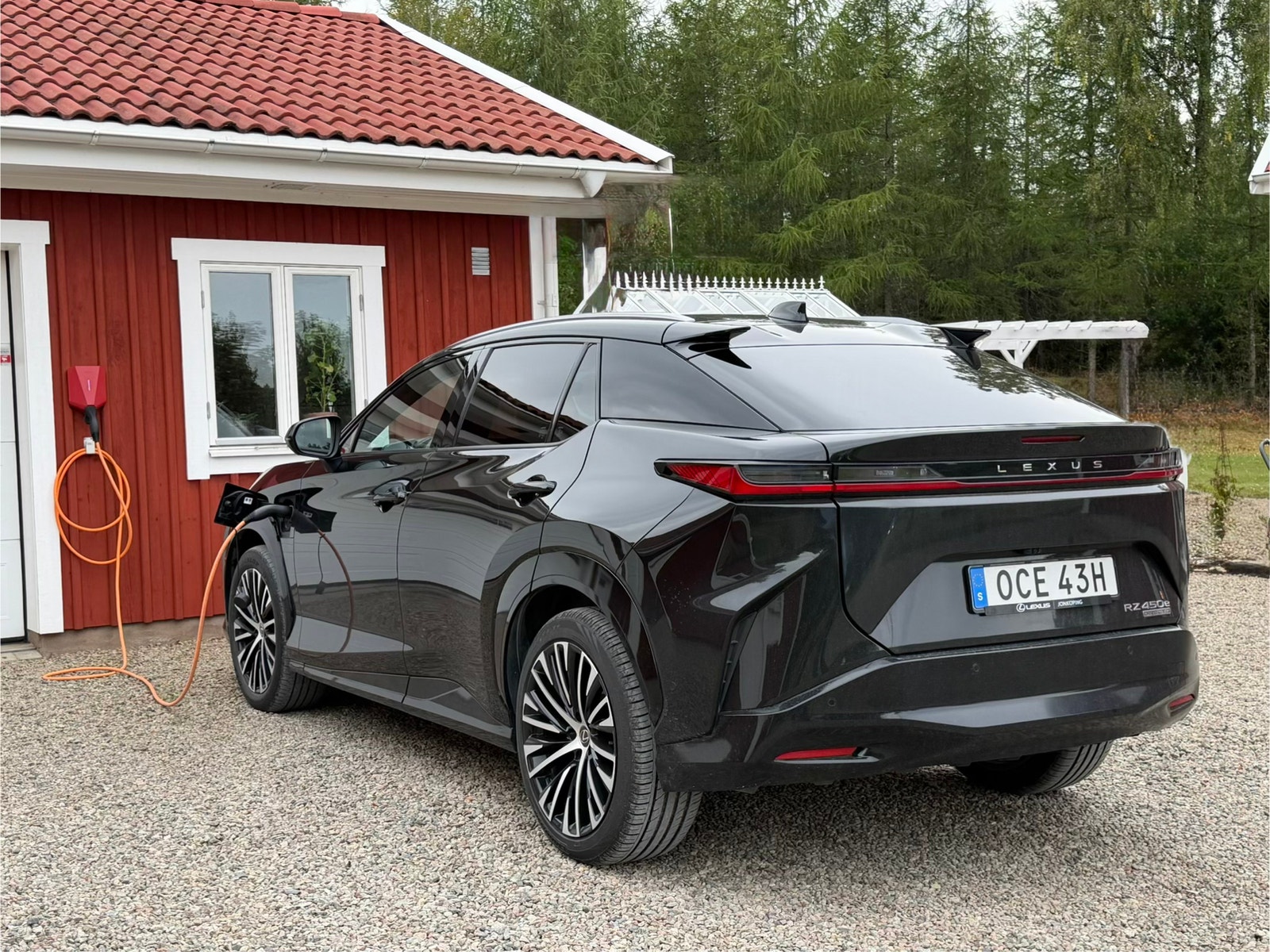 Lexus RZ 450e, 313ps, 2024