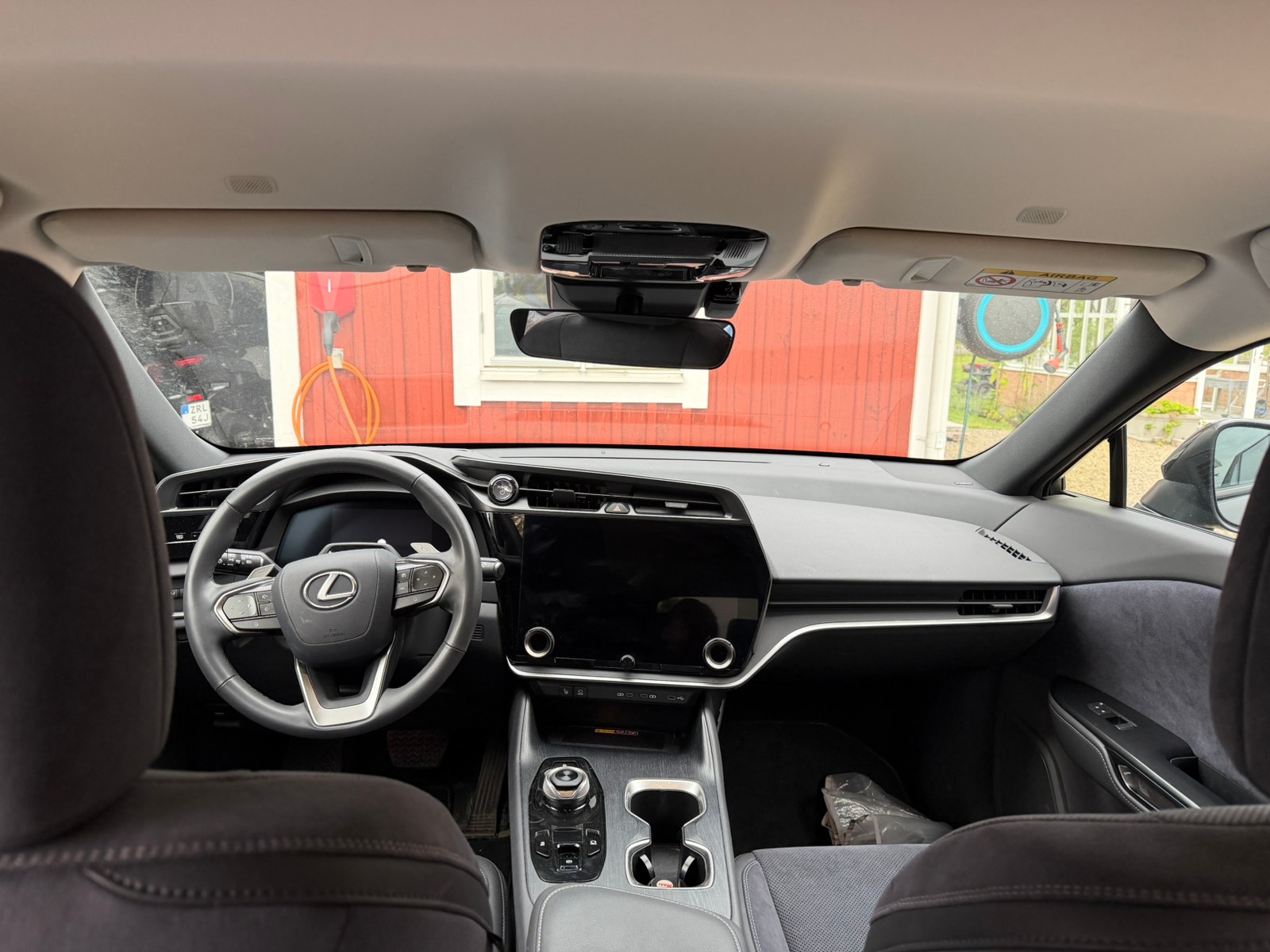 Lexus RZ 450e, 313ps, 2024