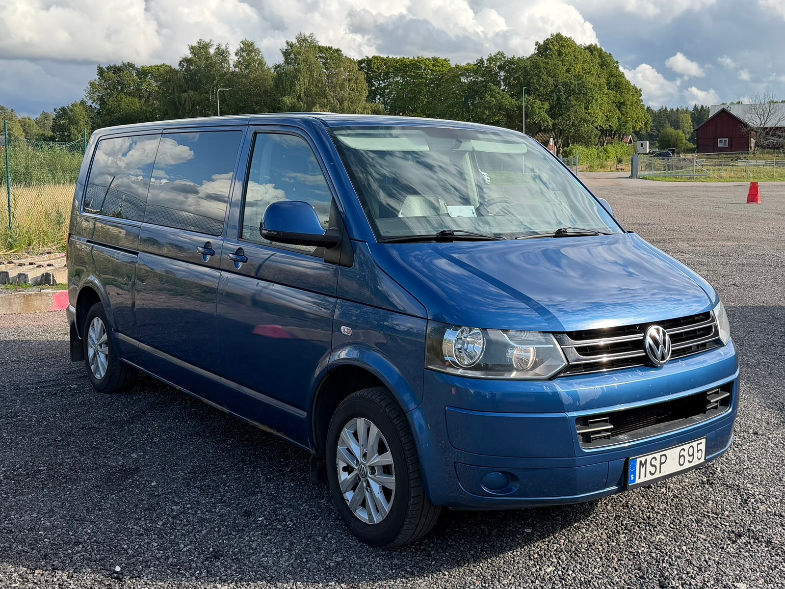 Volkswagen Caravelle 2.0 TDI BMT DSG Sequential, 140hp, 2012