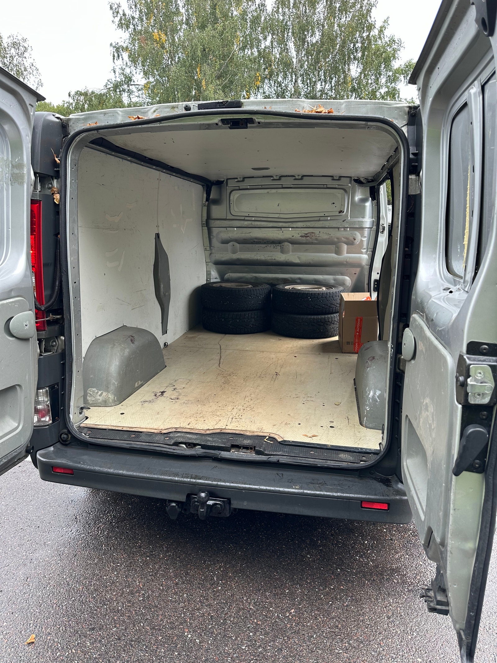Opel Vivaro Panel Van 2.9t 2.0 CDTI Manual, 114hp, 2007