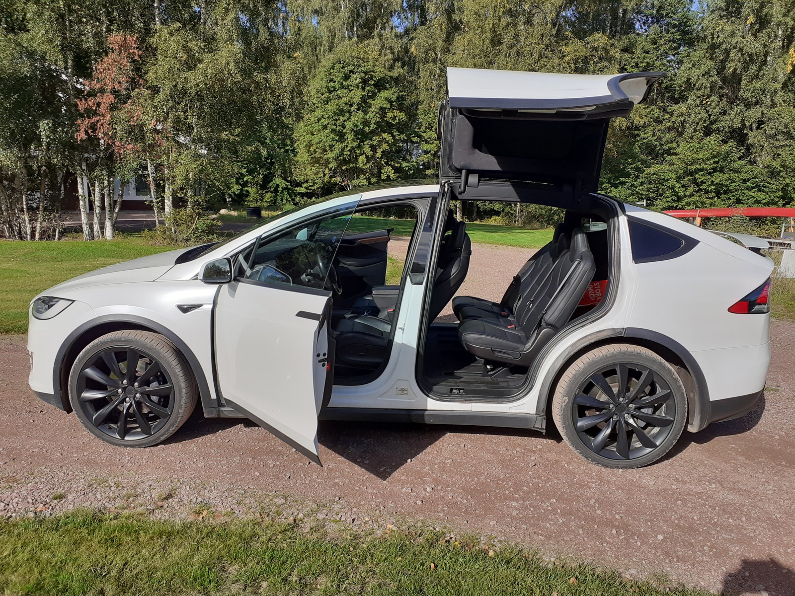 Tesla Model X Long Range, 423ps, 2019