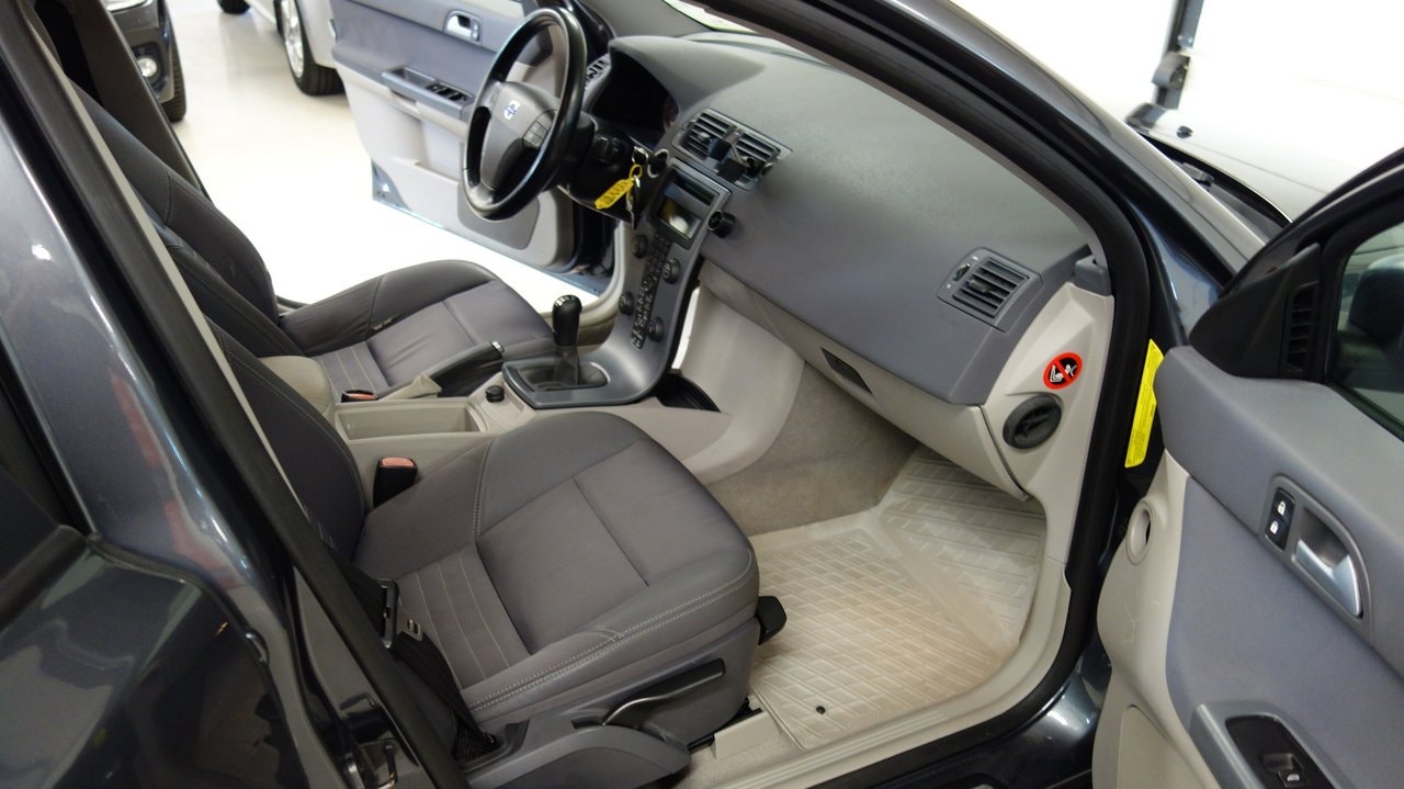 Volvo S40 1.6 Manual, 101hp, 2007