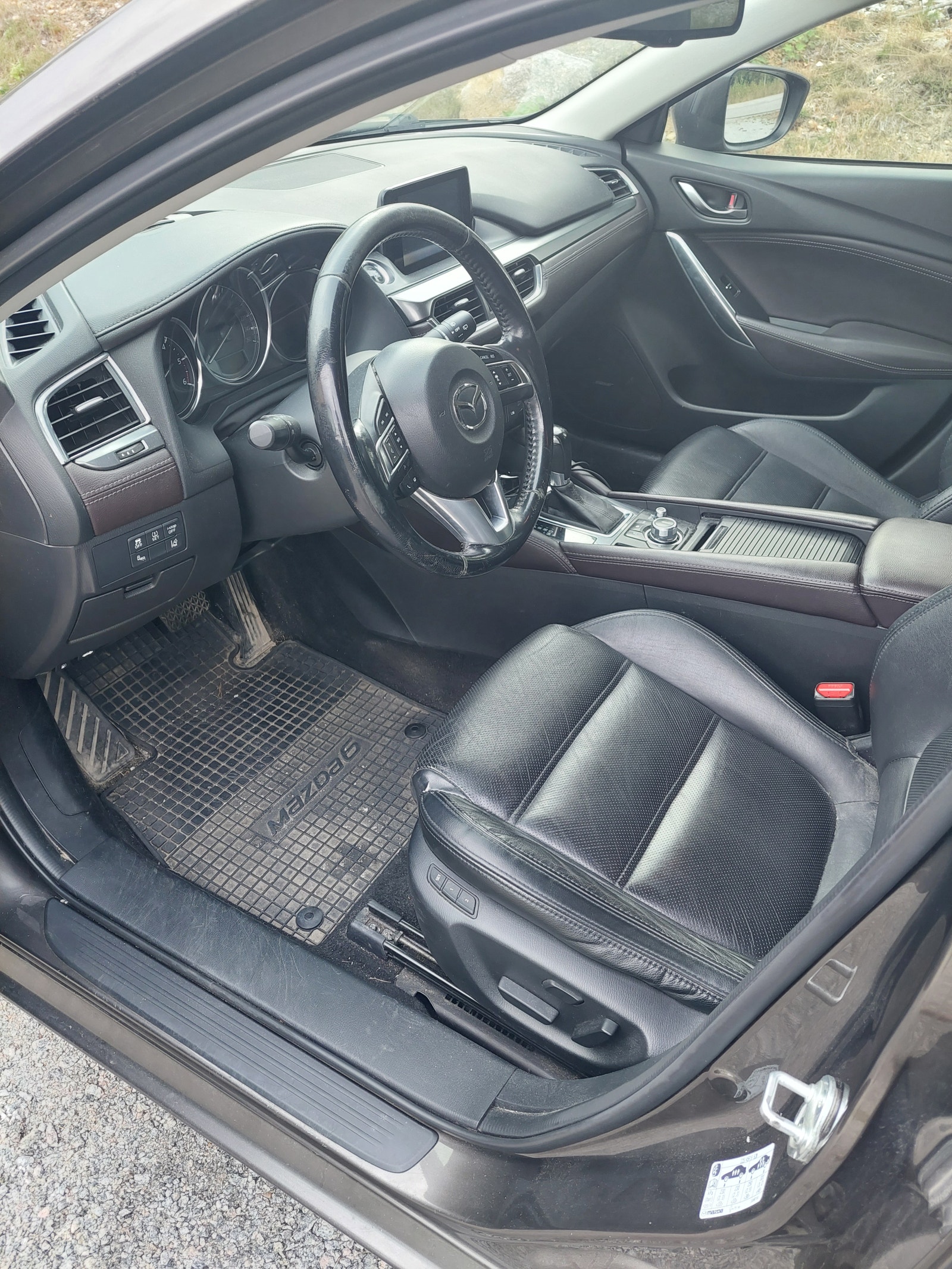 Mazda 6 Wagon 2.2 SKYACTIV-D AWD Automatic, 6-trins, 175ps, 2015