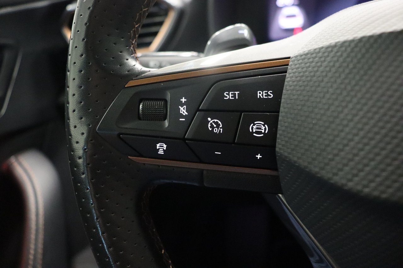 Cupra Leon 1.5 eTSI DSG Sekventiell, 150hk, 2023