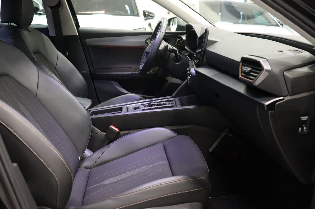 Cupra Leon 1.5 eTSI DSG Sekventiell, 150hk, 2023