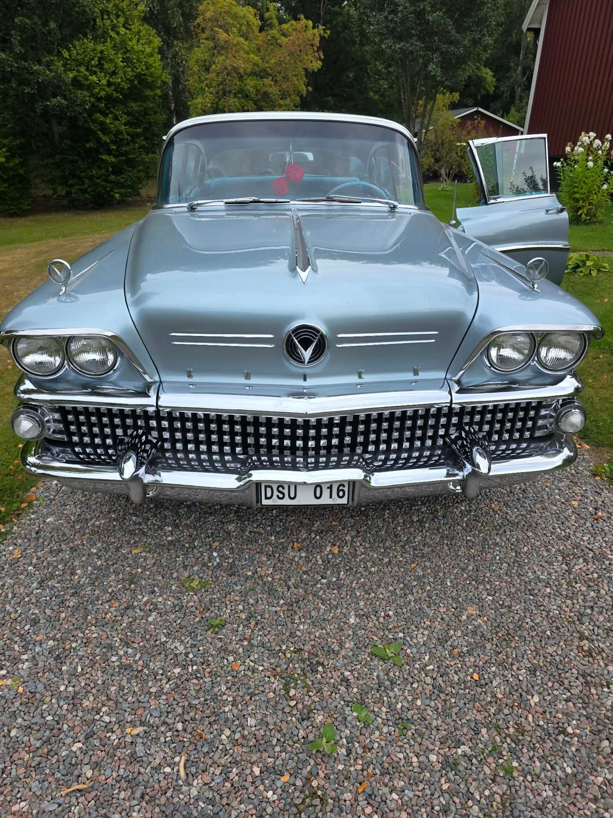 Buick Super 4-door Riviera 6.0 V8 Automatic, 305hp, 1958