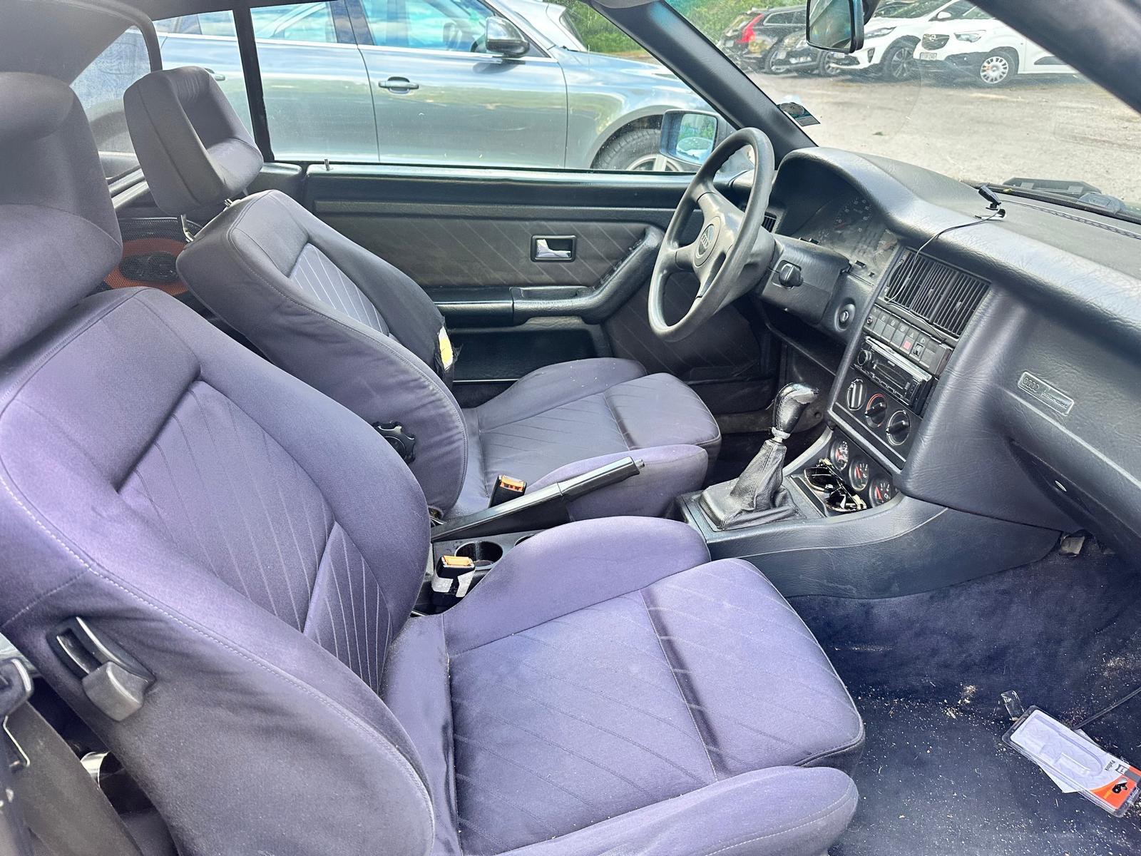 Audi Cabriolet 2.0 E Manual, 5-trins, 115ps, 1993