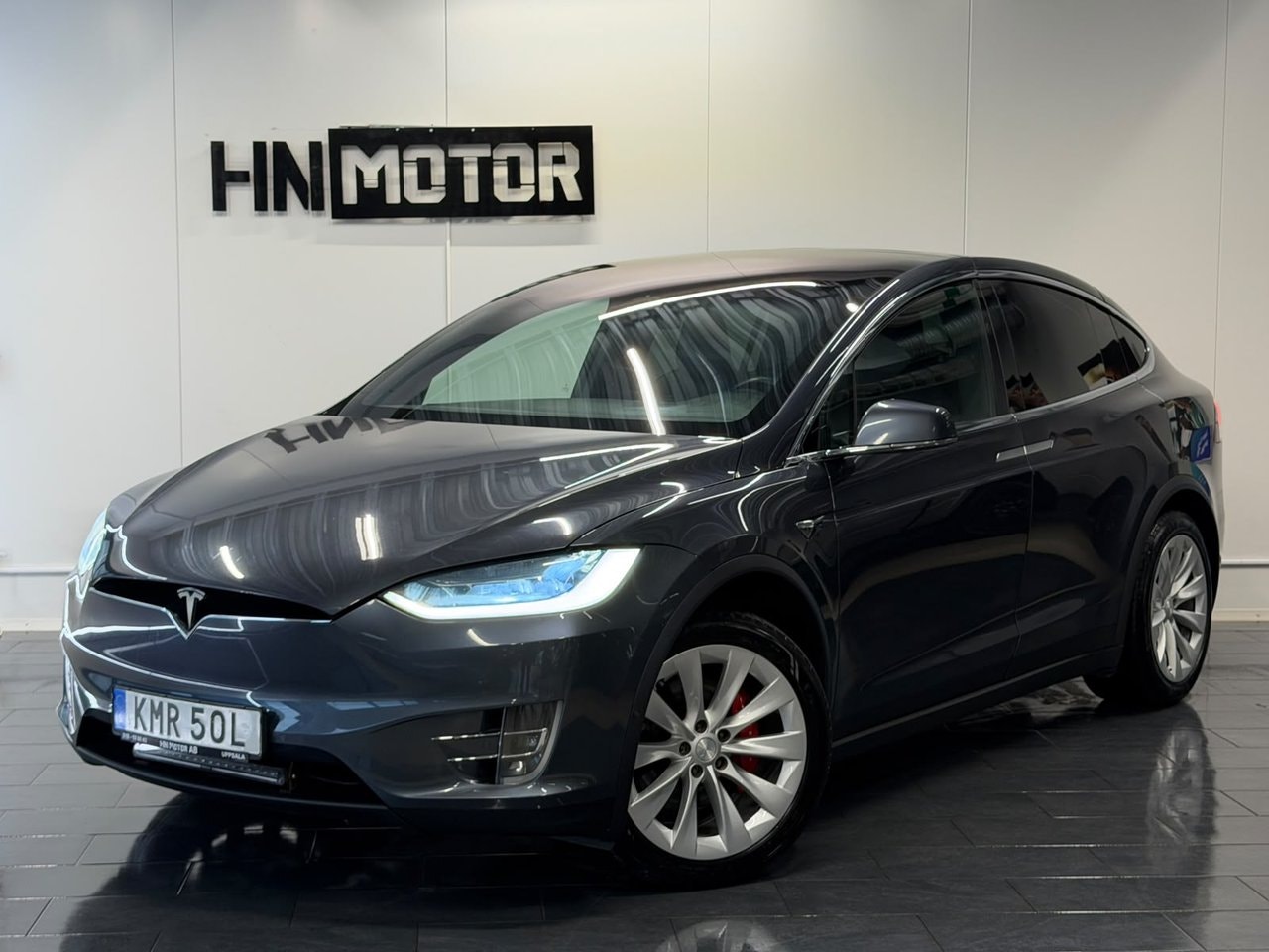 Tesla Model 611 hp