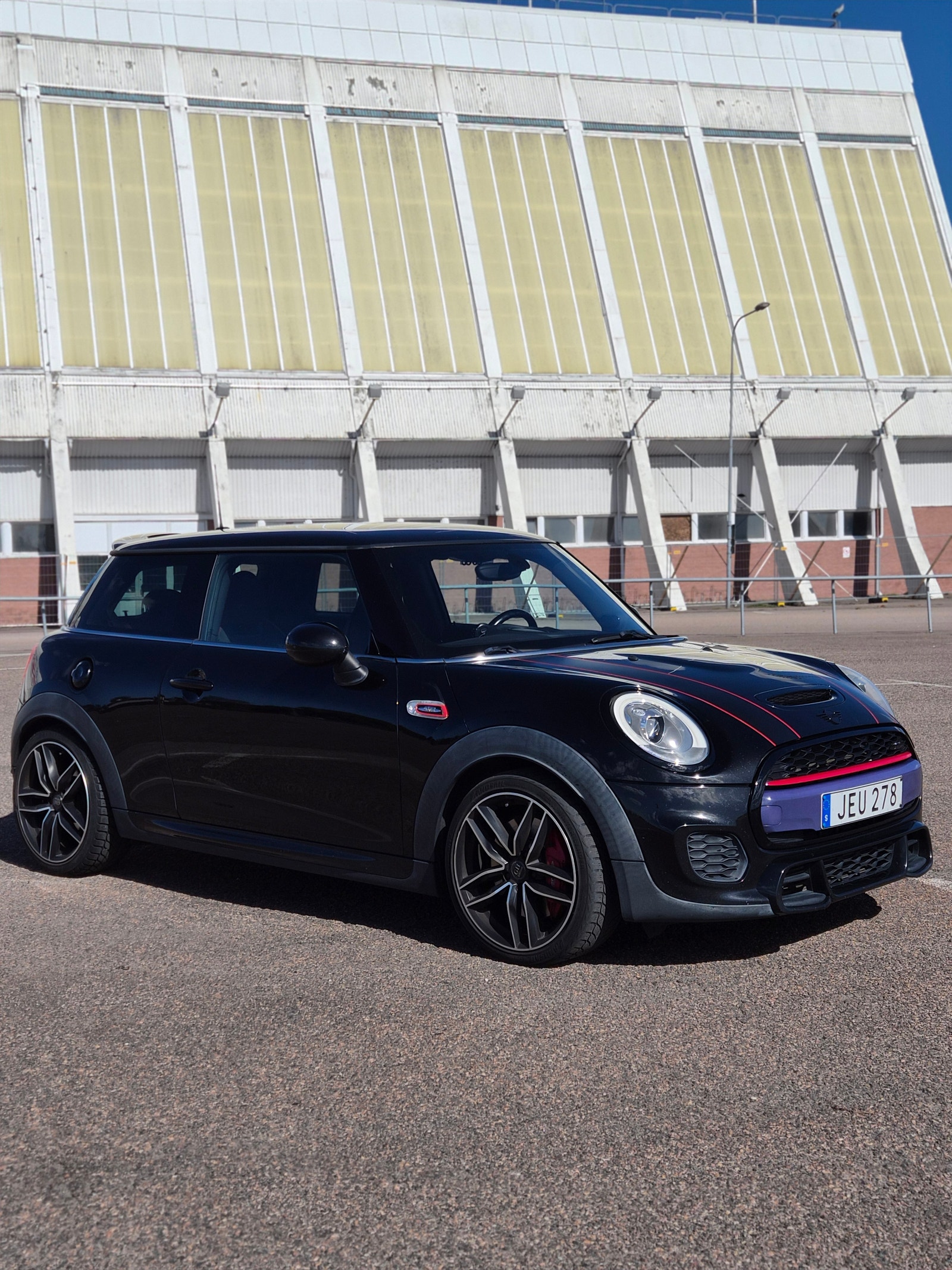 MINI John Cooper Works Automatic, 6-trins, 231ps, 2016