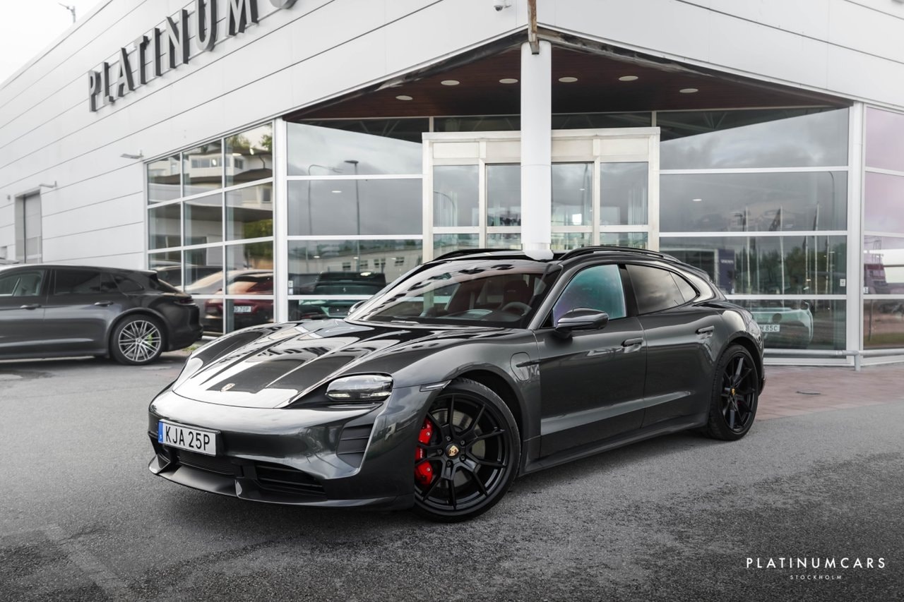 Porsche Taycan GTS 517 л.с.