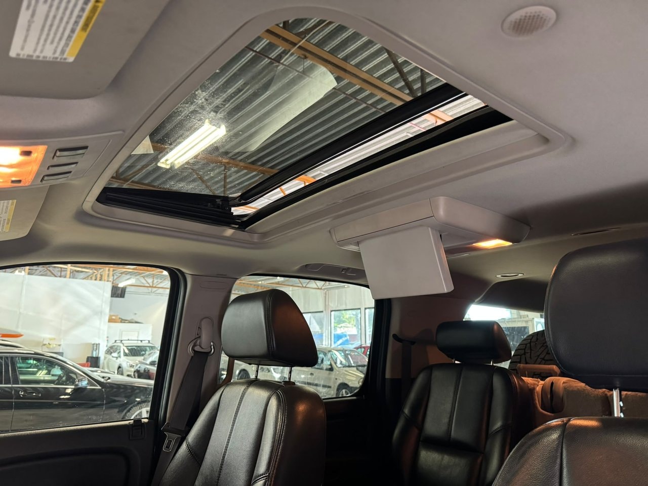 Chevrolet Suburban 1500 5.3 V8 E85 4WD Hydra-Matic, 314hp, 2007