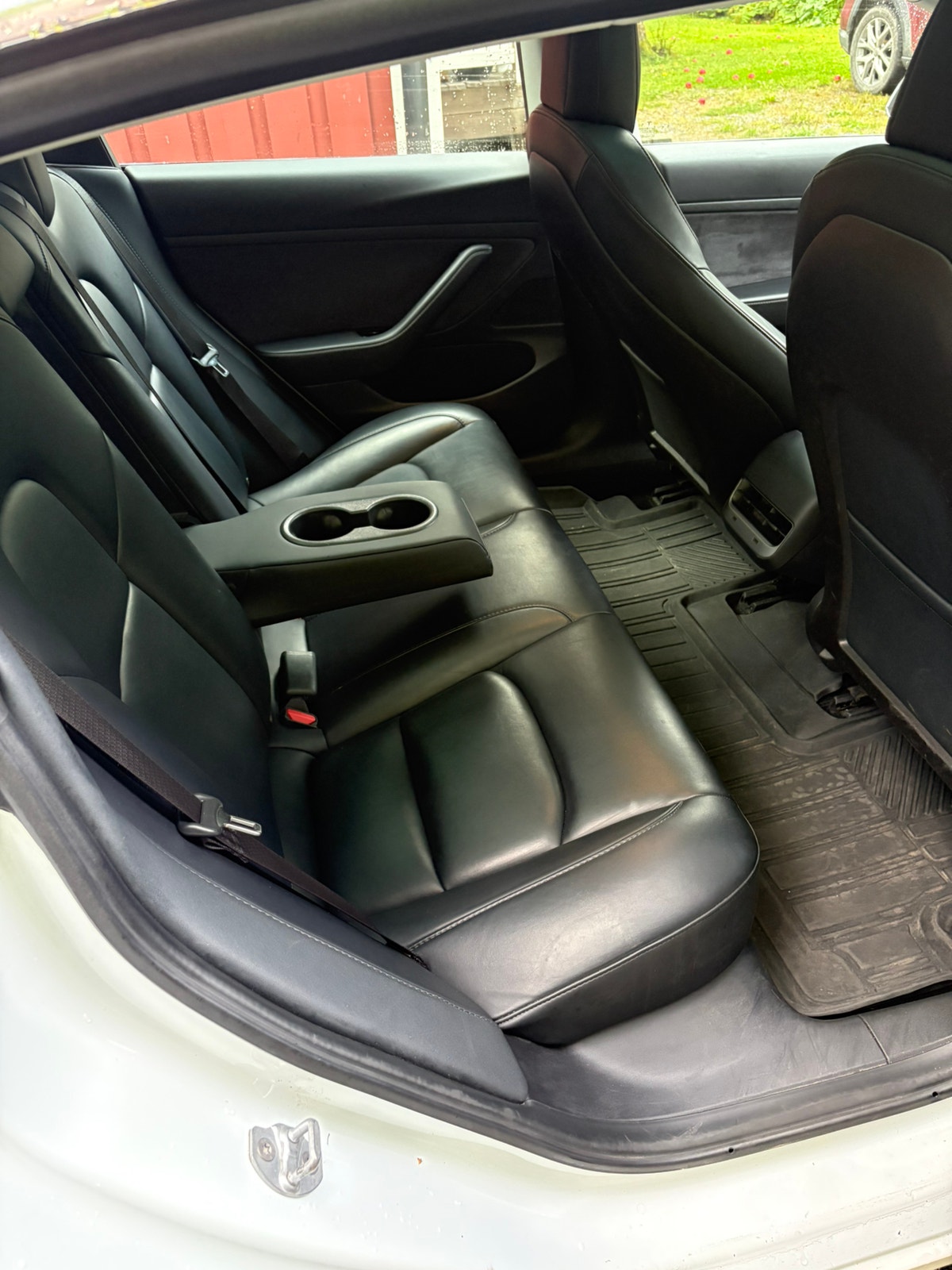 Tesla Model 3 Standard Range Plus, 325ps, 2020