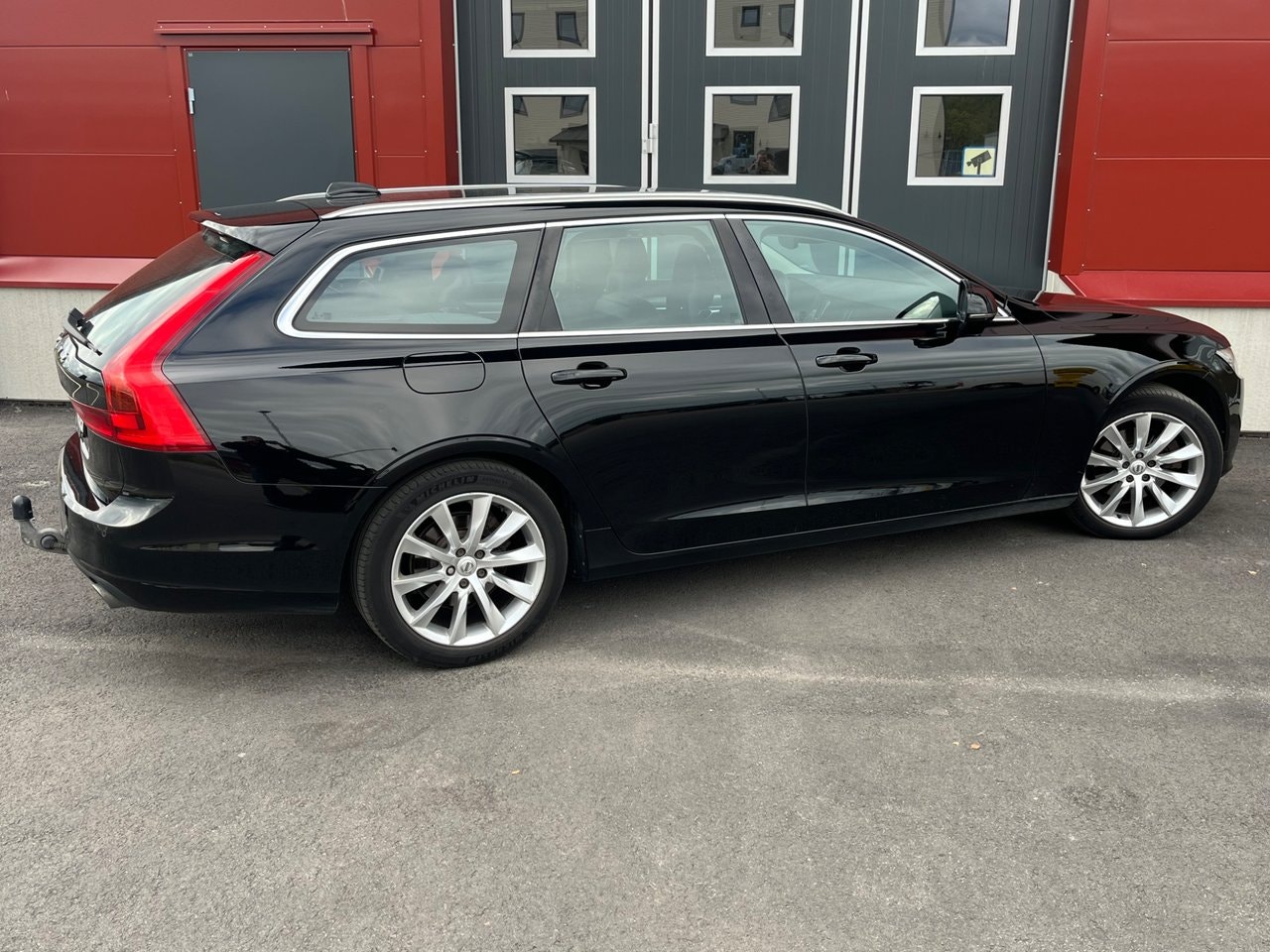 Volvo V90 D4 Geartronic, 8-trins, 190ps, 2017
