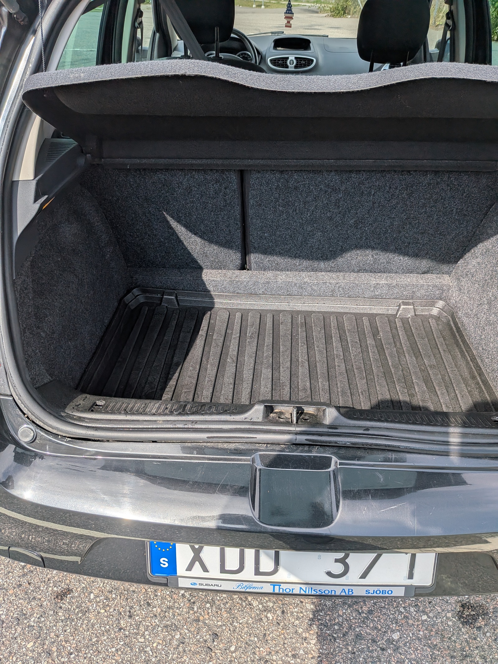 Renault Clio 5-dørs Kombi 1.2 E85 Manuell, 5-trinn, 75hk, 2011