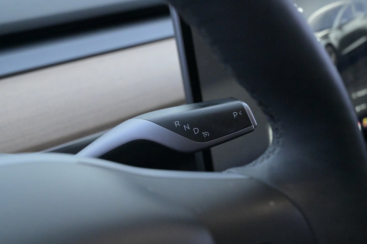 Tesla Model 3 Long Range AWD, 498ps, 2023