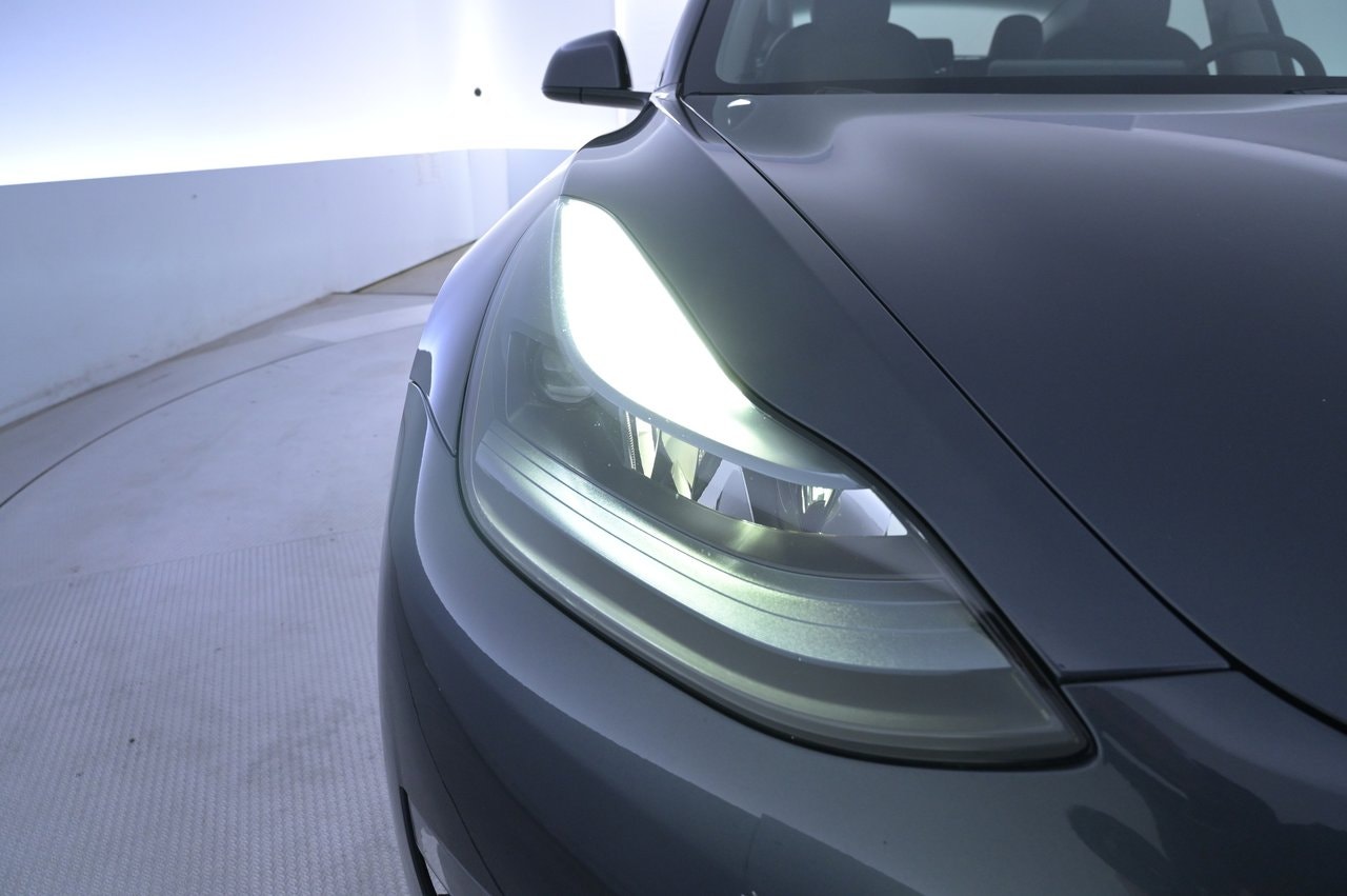 Tesla Model 3 Long Range AWD, 498ps, 2023