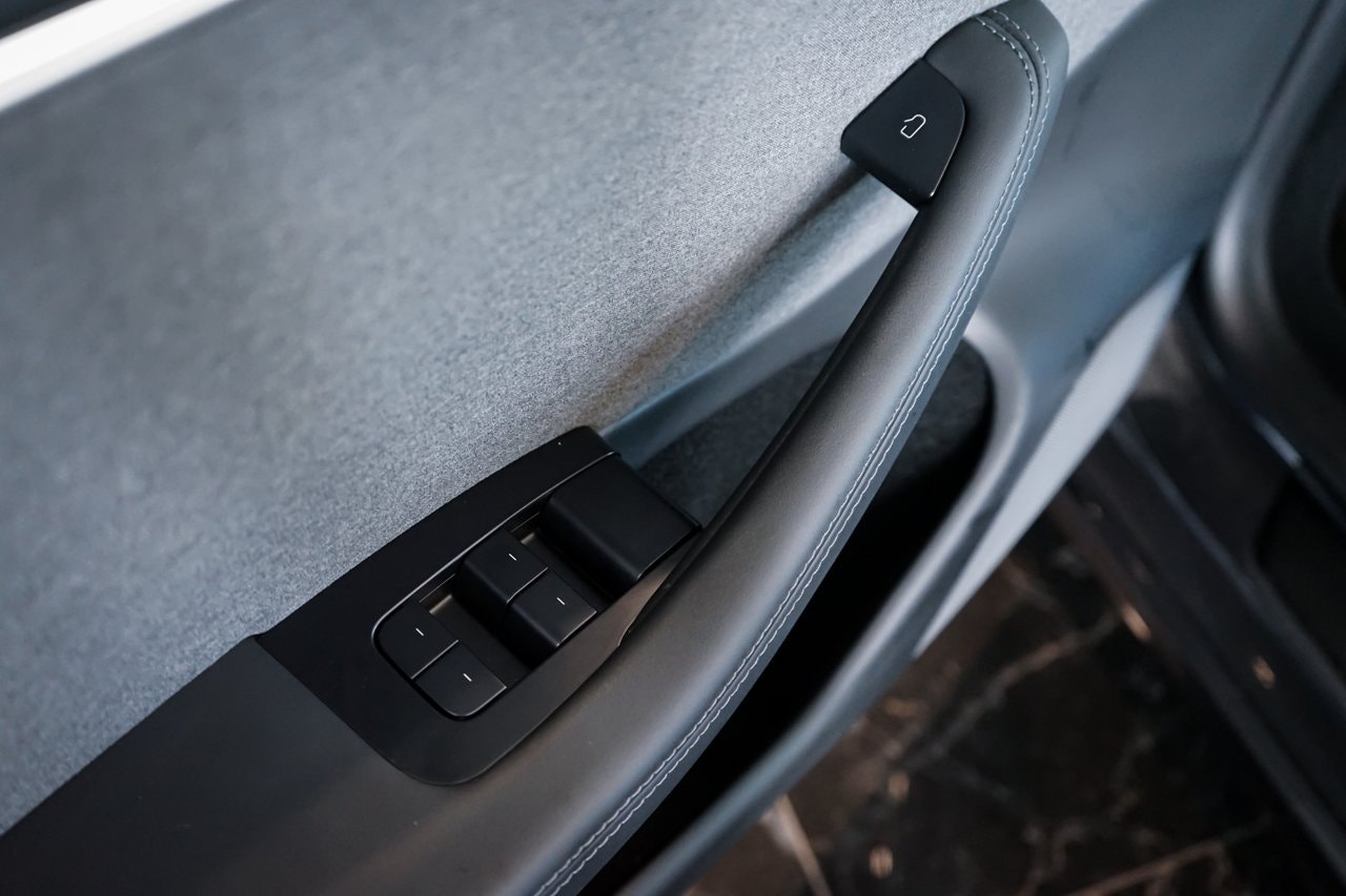 Tesla Model 3 Standard Range, 283ps, 2024