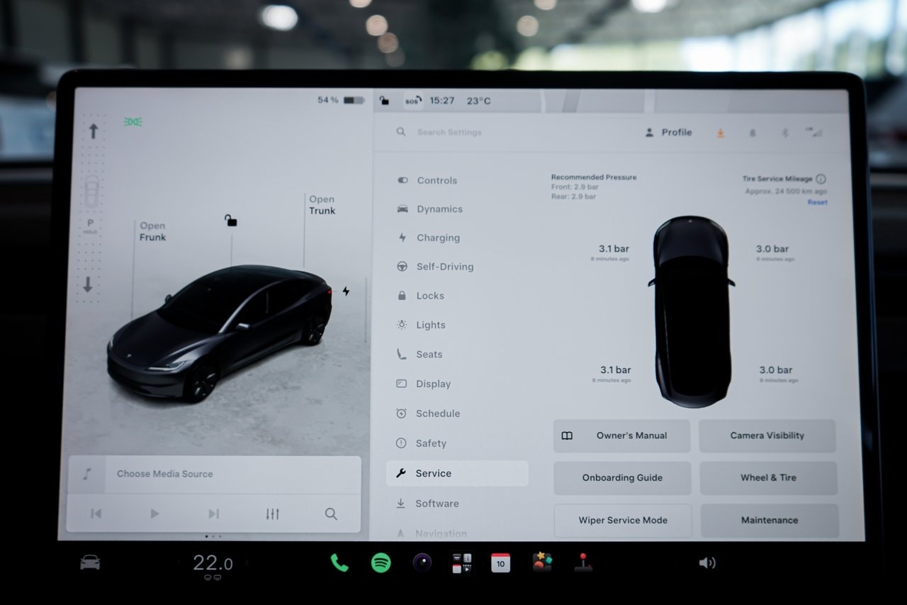 Tesla Model 3 Standard Range, 283ps, 2024