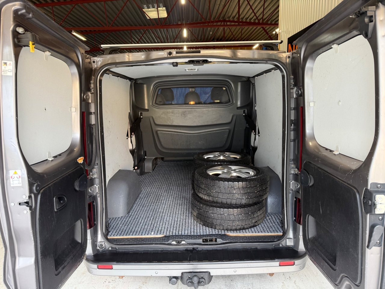 Renault Trafic Panel Van 3.0t 2.0 dCi EDC, 145hp, 2020