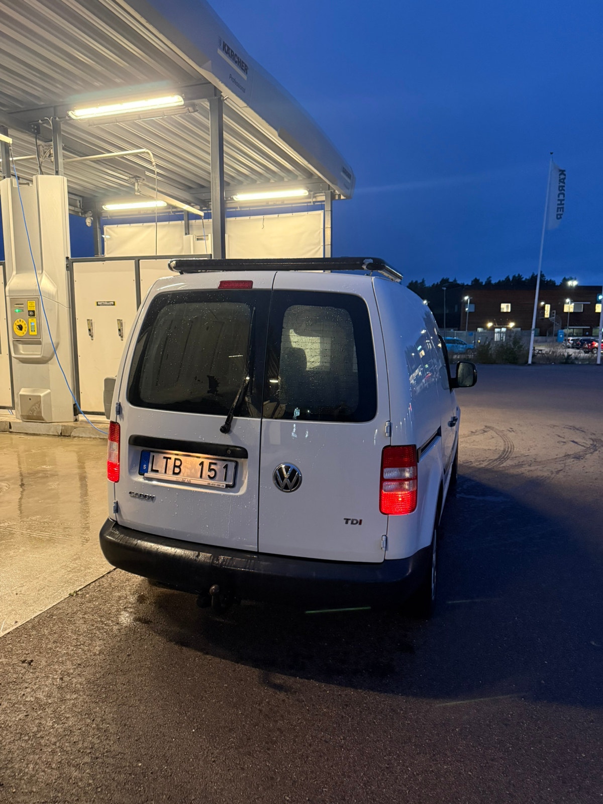 Volkswagen Caddy Panel Van 1.6 TDI DPF DSG Sequential, 7-trins, 102ps, 2011