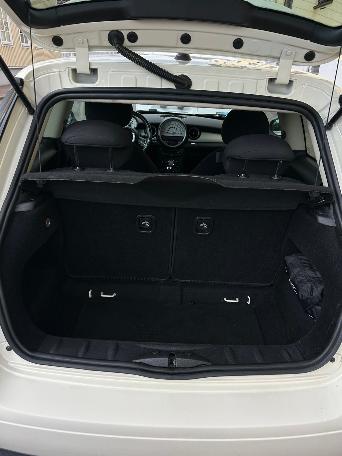 MINI Cooper D Manual, 6-trins, 112ps, 2013