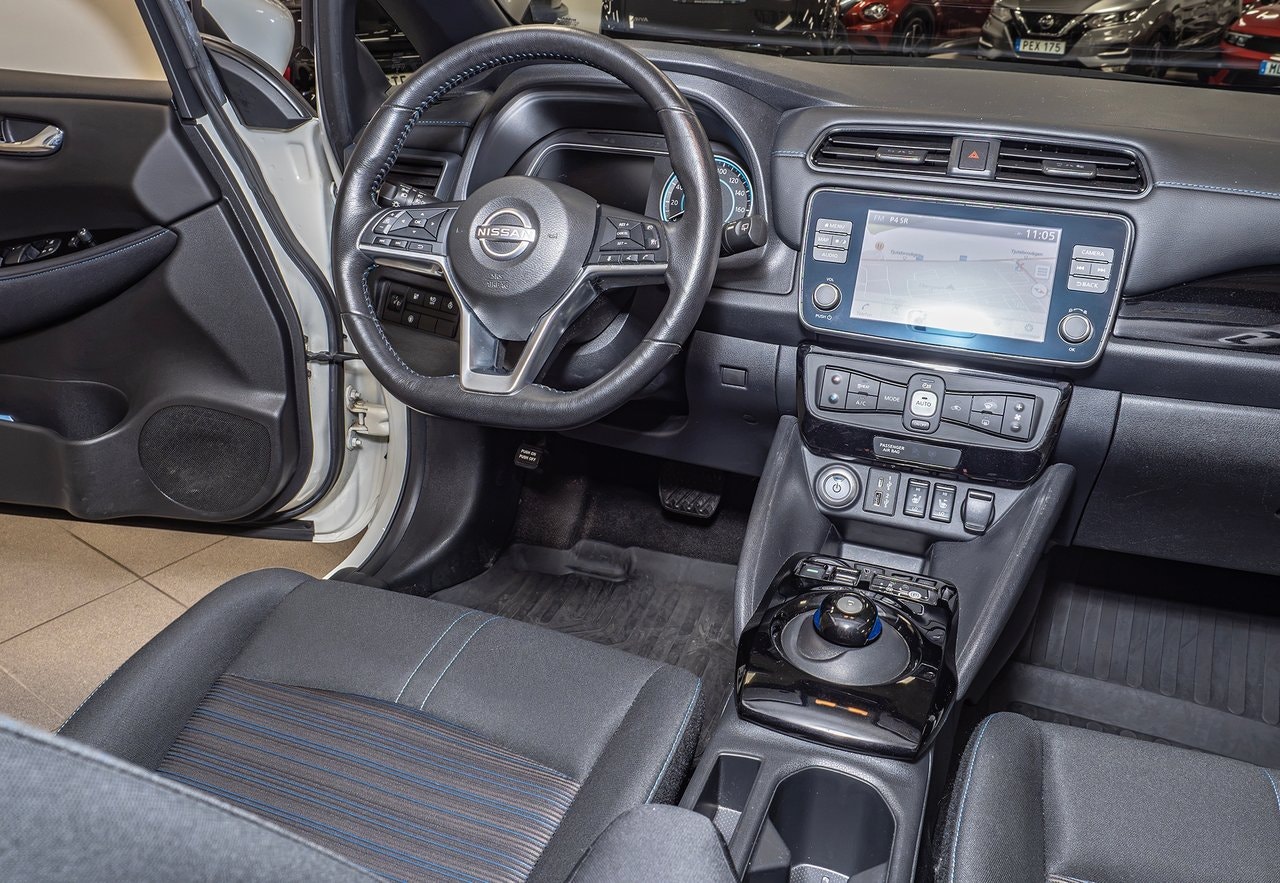 Nissan Leaf, 150hp, 2022