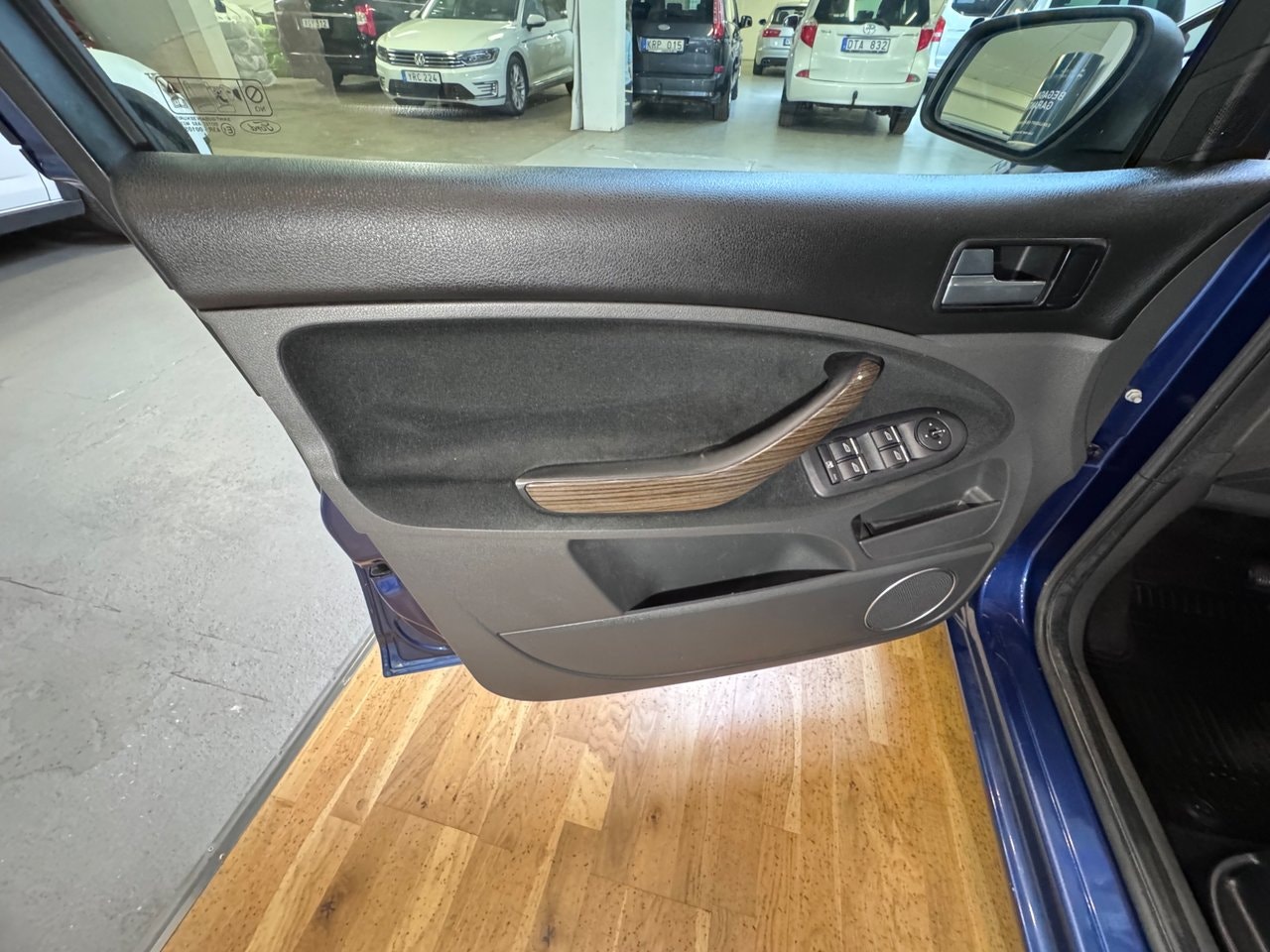 Ford C-MAX 2.0 Automatic, 4-trins, 145ps, 2009