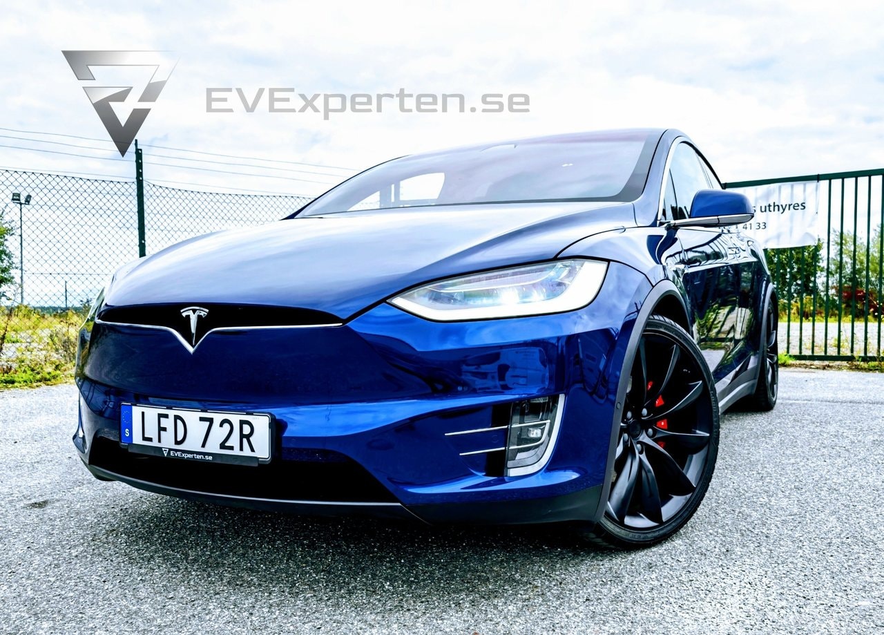 Tesla Model 611 л.с.