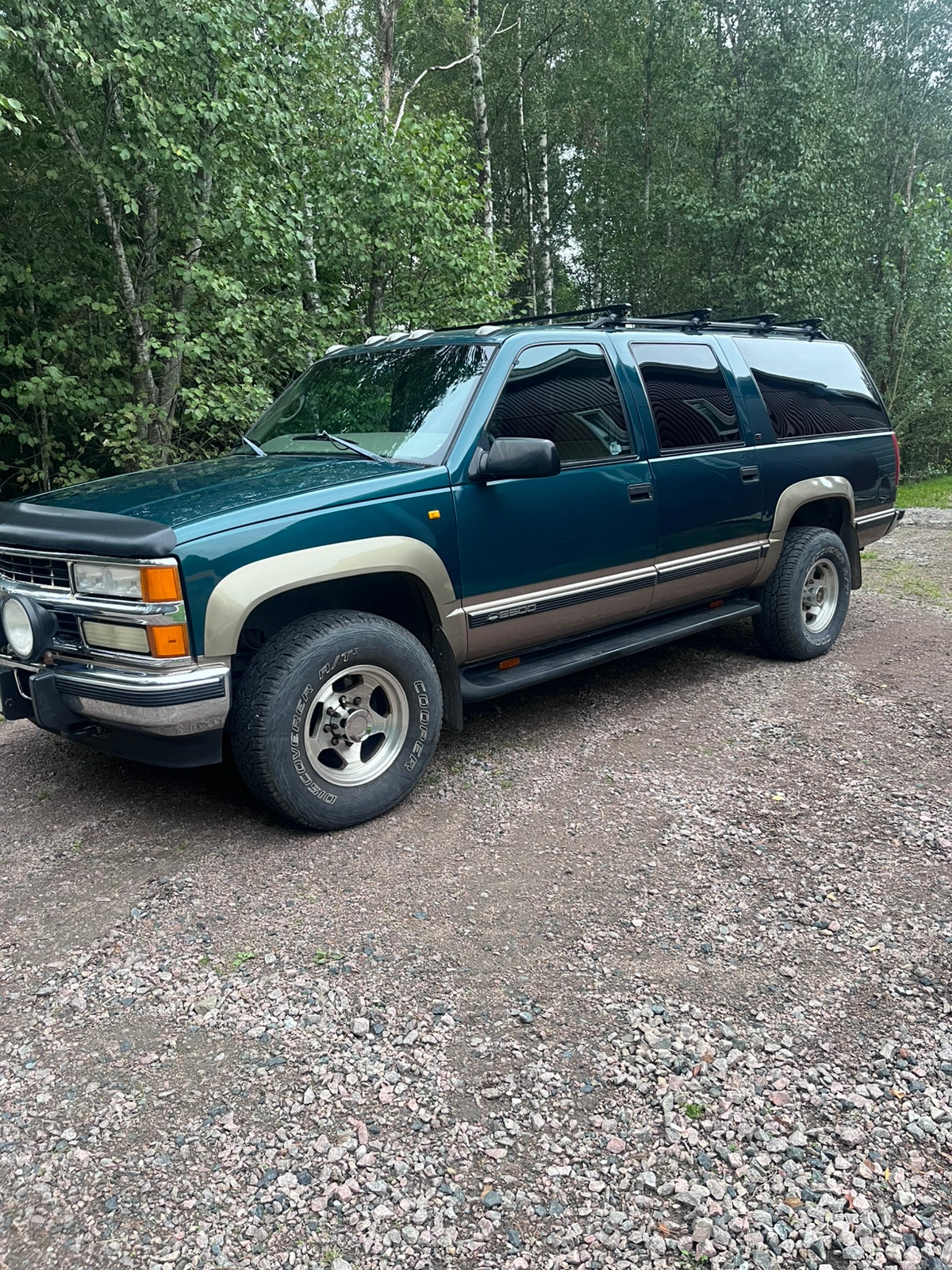 Chevrolet Suburban K2500 6.5 V8 4WD Hydra-Matic, 198hp, 1998