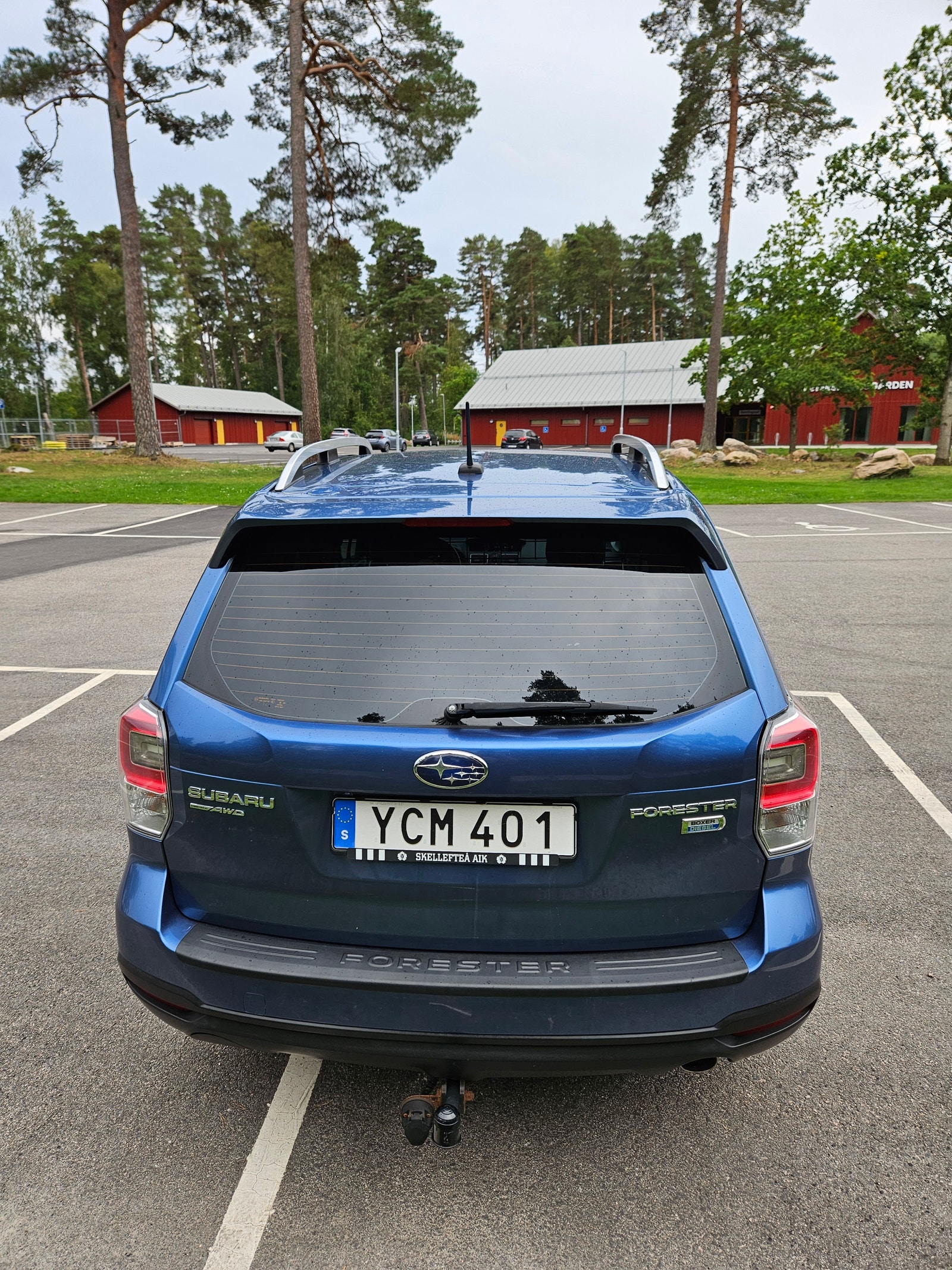 Subaru Forester 2.0 4WD Lineartronic, 147ps, 2016