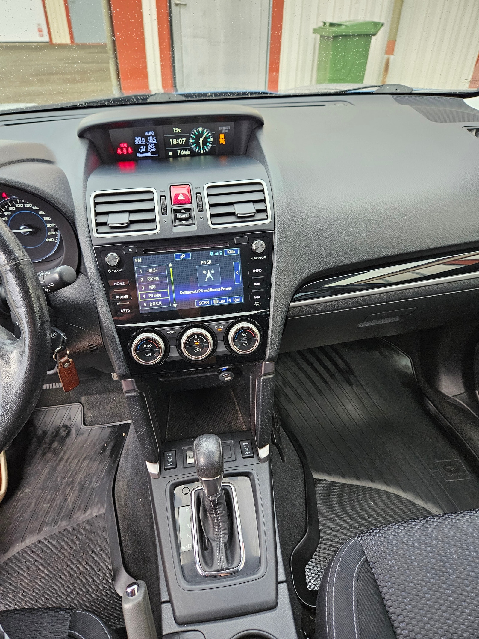 Subaru Forester 2.0 4WD Lineartronic, 147ps, 2016