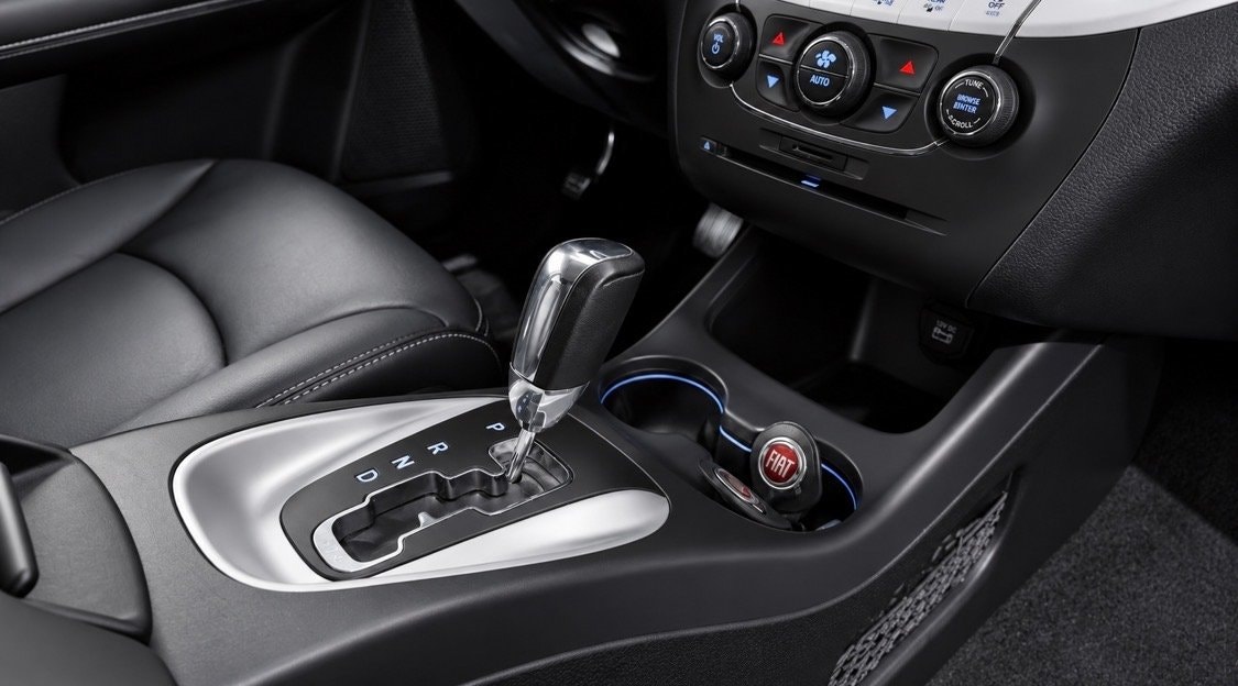 Fiat Freemont 2.0 Multijet AWD | 170 ch | BVA | 7 places | Cuir | Lecteur DVD | 2 sièges enfant intégrés | Régulateur de vitesse