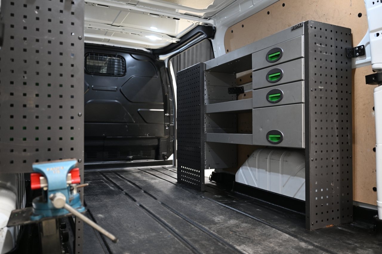 Ford Transit Custom 300 2.0 EcoBlue SelectShift, 130hp, 2023