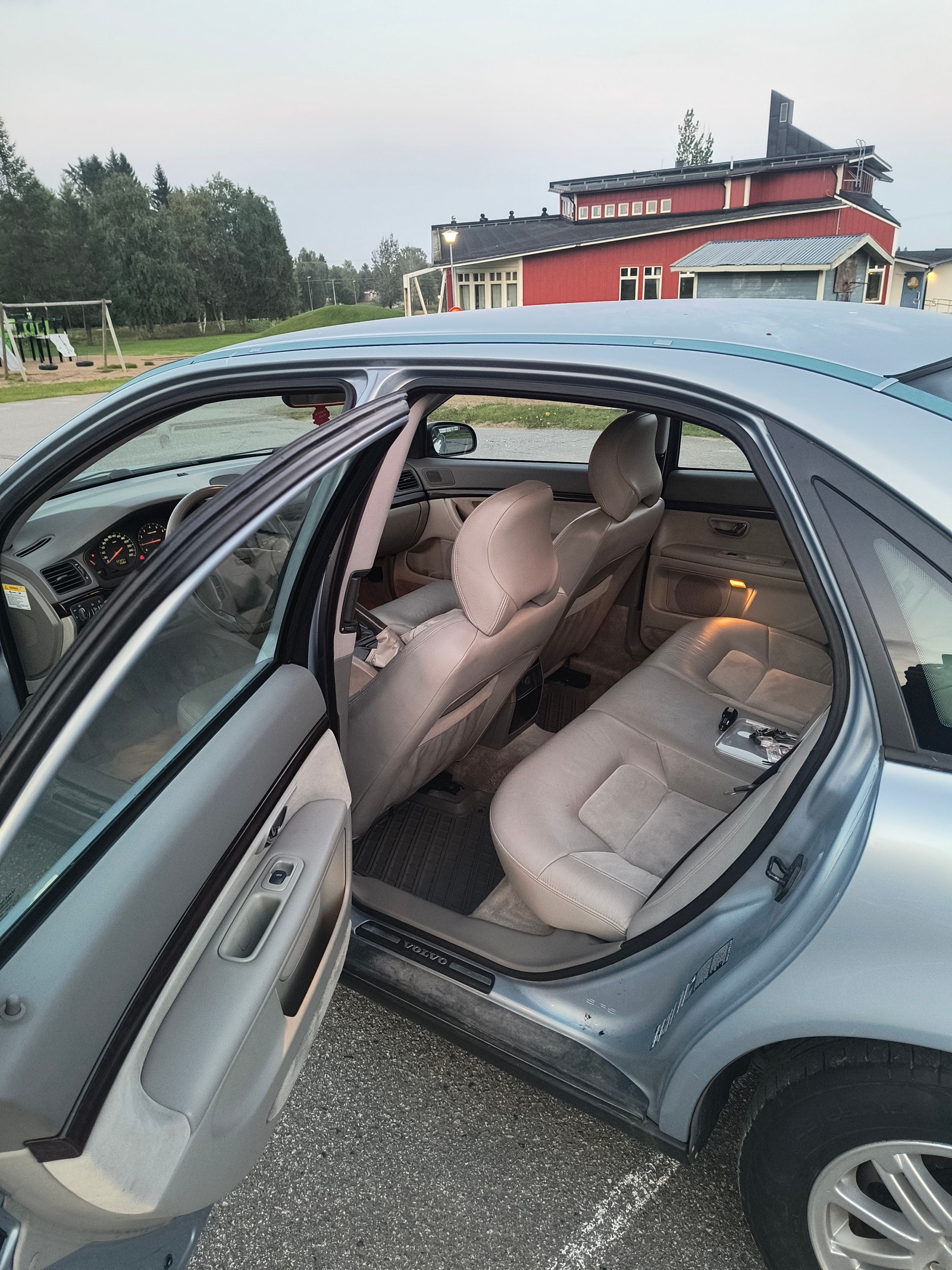 Volvo S80 2.4 Manual, 5-trins, 170ps, 2000