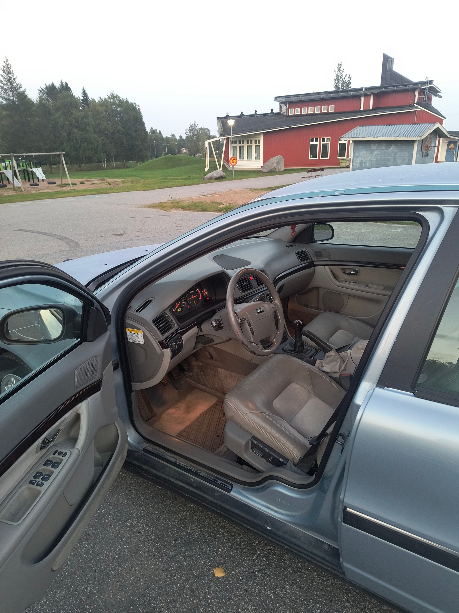 Volvo S80 2.4 Manual, 5-trins, 170ps, 2000