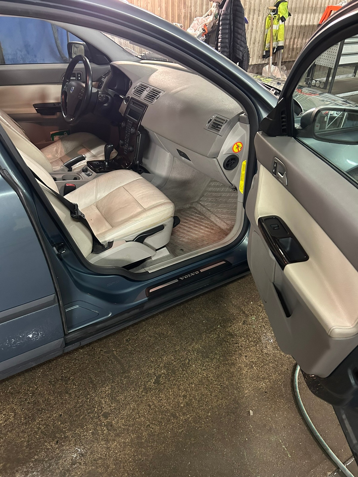 Volvo V50 T5 Geartronic, 5-trins, 220ps, 2004