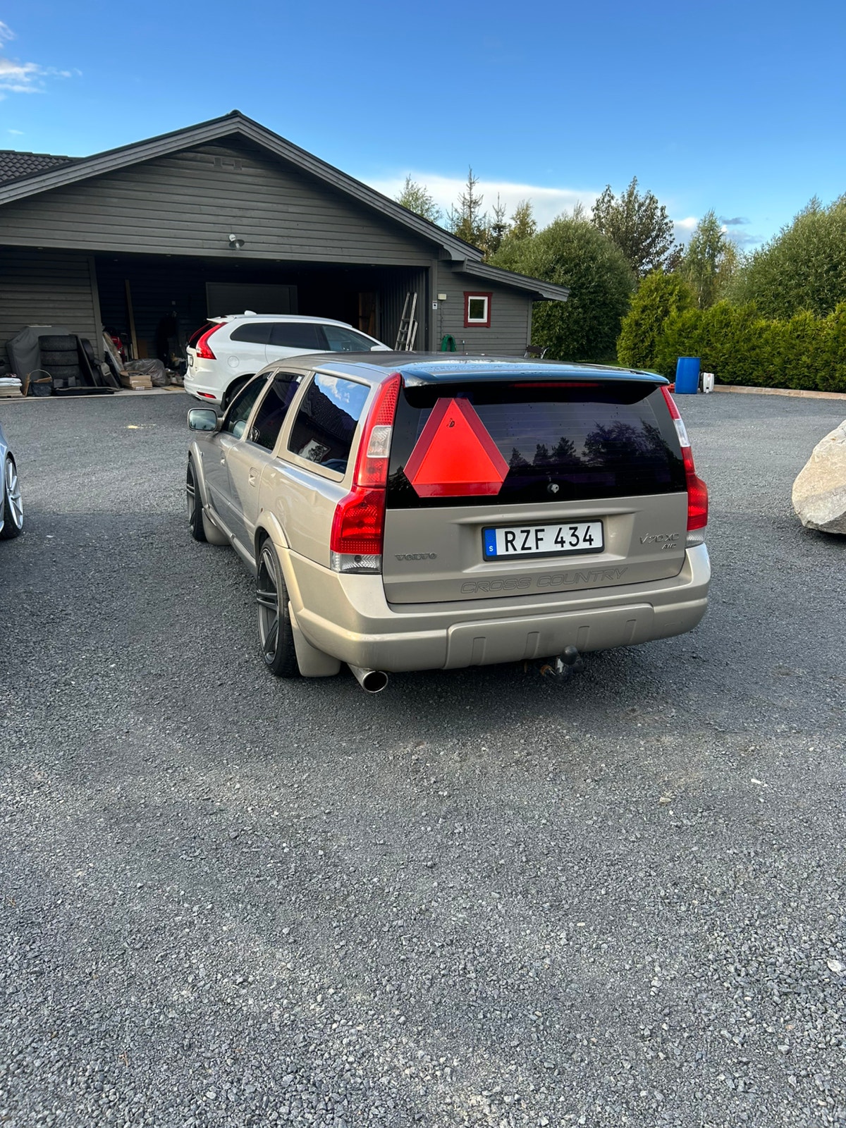 Volvo V70 XC 2.4T AWD Automatic, 5-trins, 200ps, 2001